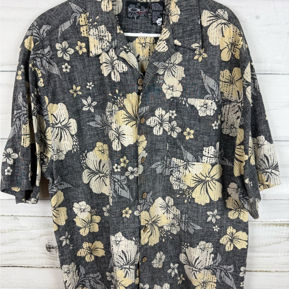 OP Gray and Yellow Casual Floral Button Down Shirt